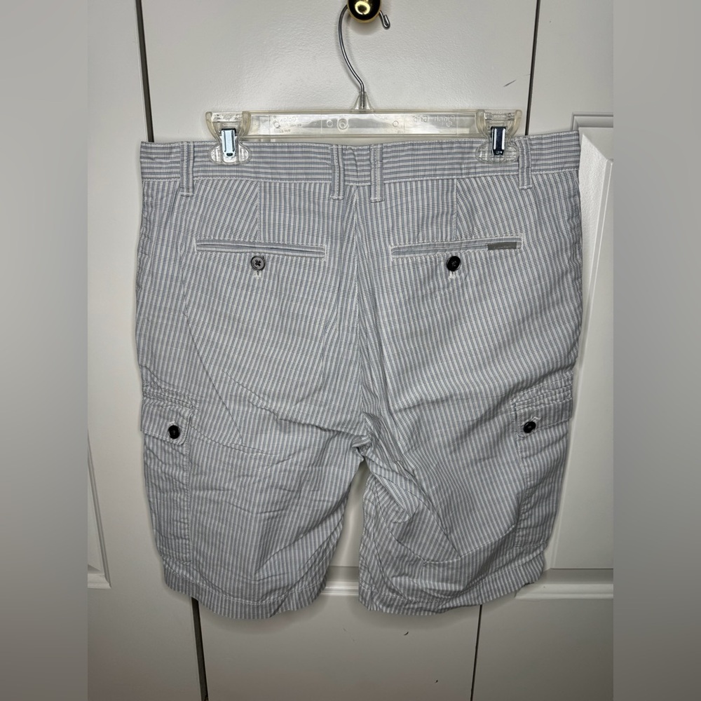 Calvin Klein Shorts Casual (Men’s Size 32) - Picture 2 of 5